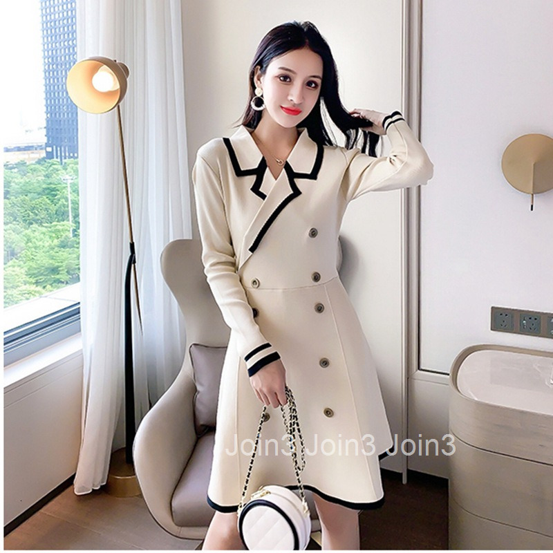 Elegant Socialite Base Dress Autumn Winter Slim Fit Slimming Little Fragrance Milk Knitted Long Sleeve Dress
