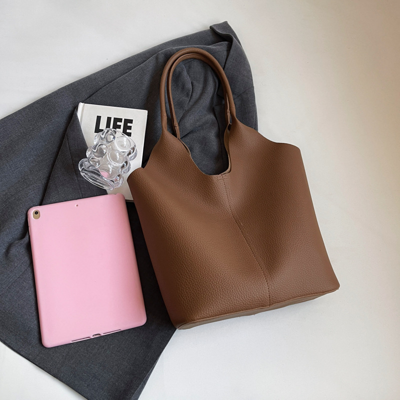 Stylish Everyday Crossbody Buckle Shoulder Satchel for Girls & Ladies - Multi-Purpose Travel Tote