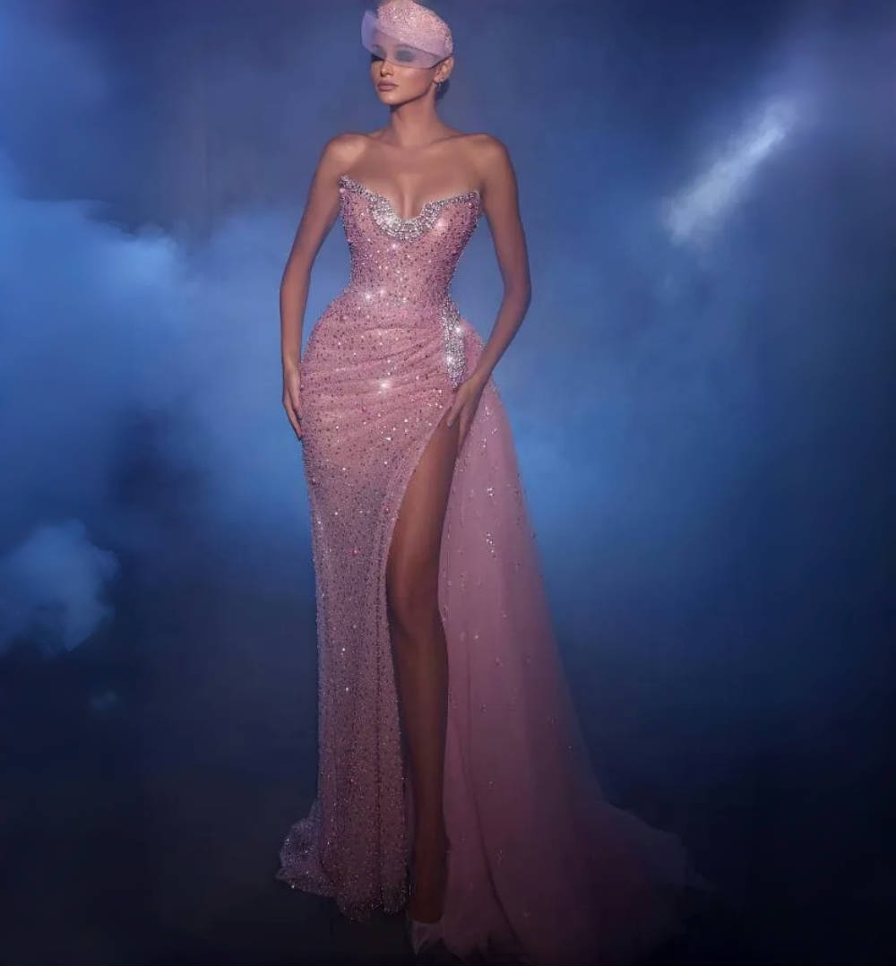 Glitter Pink Sequined Prom Dresses Crystals Beaded Strapless Evening Gown Side High Slit Pageant Party Gown Sleeveless Open Back Long Celebrity Dress
