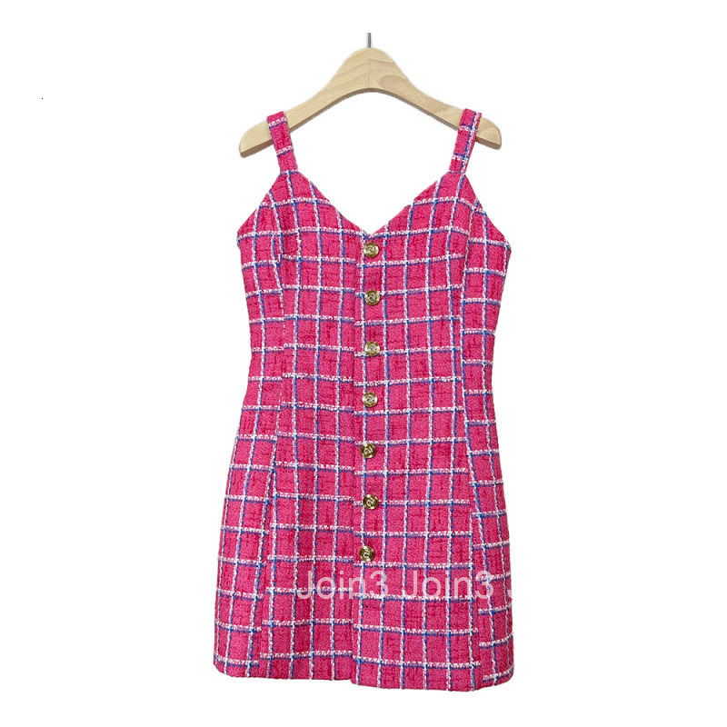 Little Fragrant Style New Checkered Single breasted Dress with Elegant Style Fashionable and Age reducing Casual Versatile Strap Skirt