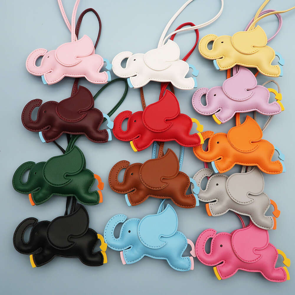 Creative Mini Cute Car Keychain Gift Cartoon PU Leather Dumbo Bag Pendant