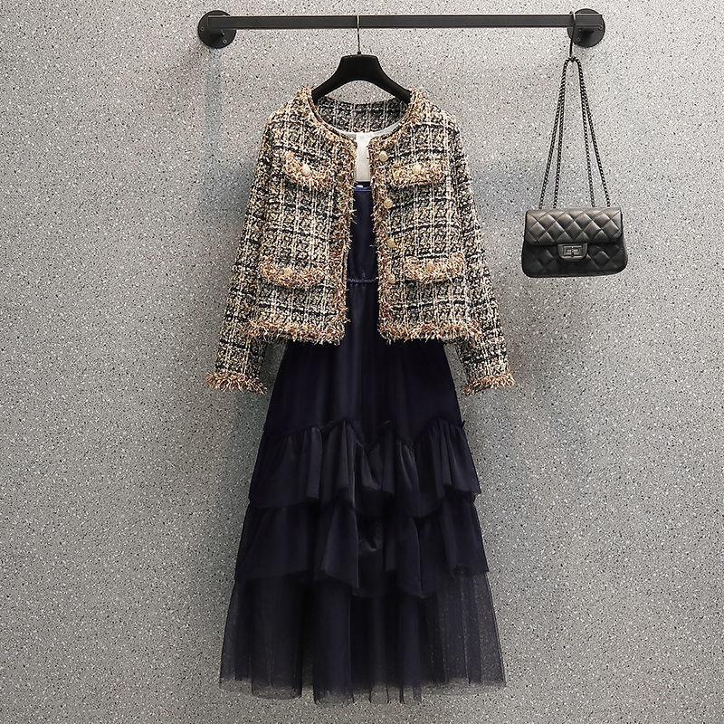 Lanjia- Free Shipping Designer New Spring Women Warm And Fashionable Short Jacket Mesh Suspender Skirt Two-Piece Set 3462B