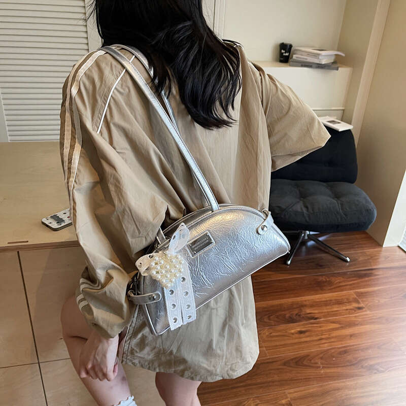 Korean Style Shell 2025 New Niche Designer Fashion Trend Underarm Super Popular Shoulder Bag