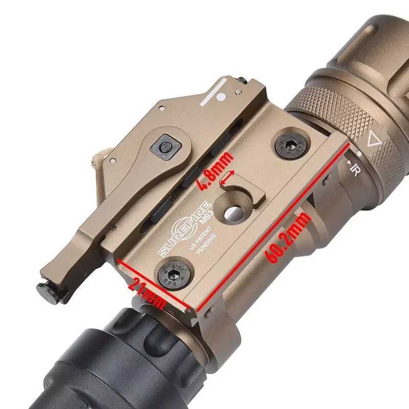 WADSN Metal M952V Tactical Airsoft Flashlight White Hunting Scout Light 400 Lumens LED Strobe Weapon Light With QD MountXJ250728