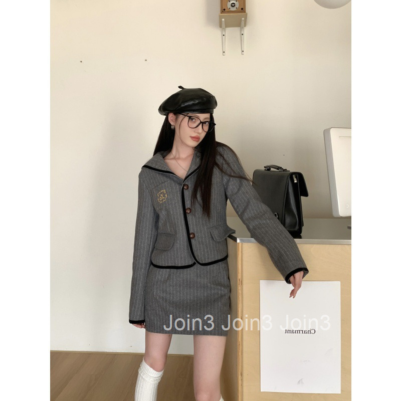 Autumn Winter New French Style Elegant Badge Long Sleeve Blazer + Half Skirt Fashion Set for Women