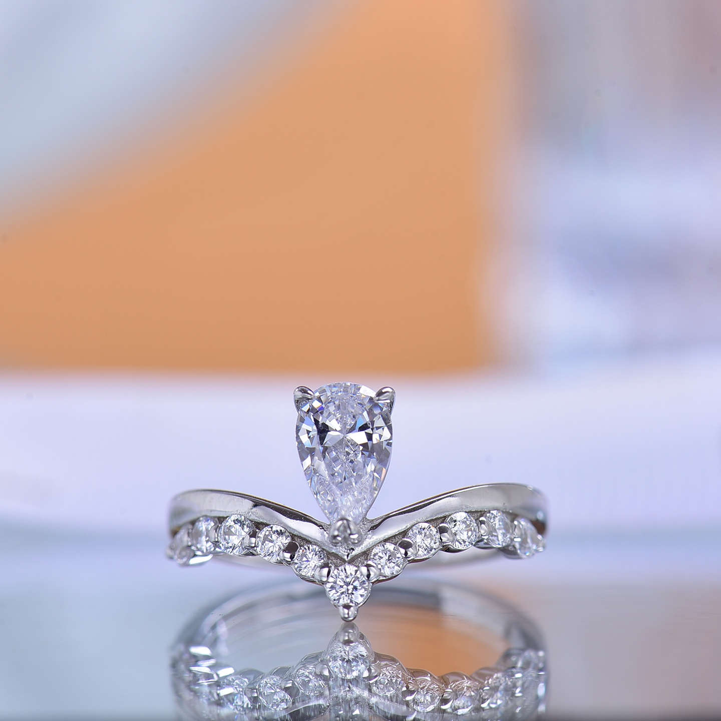 Enchanting Mermaid's Love Moissanite Ring - Ideal Gift for Lovebirds, Shiny Gem Accessory with Mythical Charm Engagement Wedding Jewelry