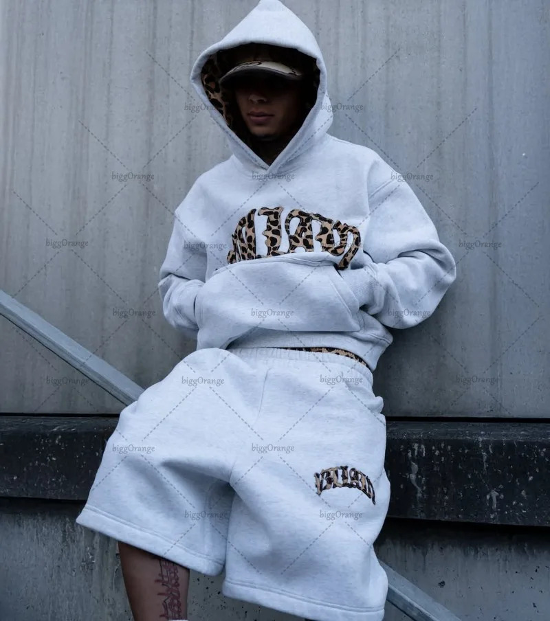 American hiphop leopard print letter embroidery men hoodie retro Harajuku street sports suit fashionable casual sweatshirts 250729