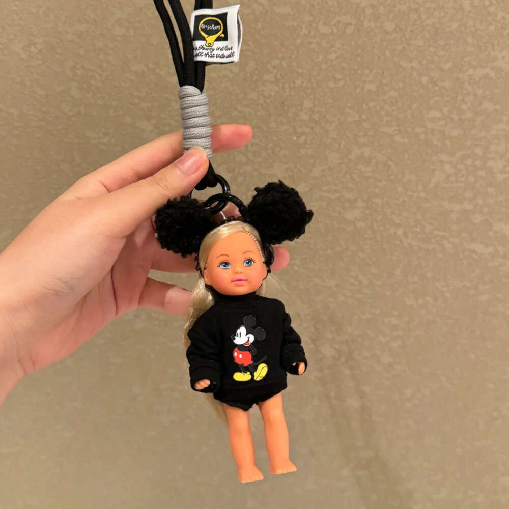 Showa Doll Pendant Vintage Cute Dopamine Girl Handmade Bag Keychain Niche Okayy