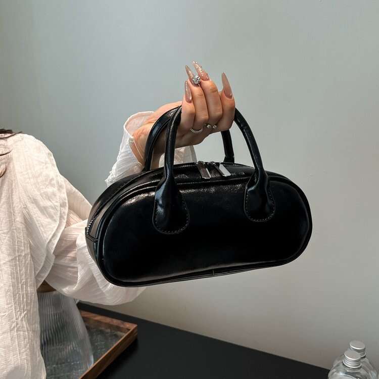 2025 New Summer Korean Niche Designer Baguette Ins Underarm Single Shoulder Handbag Crossbody Women's Bag