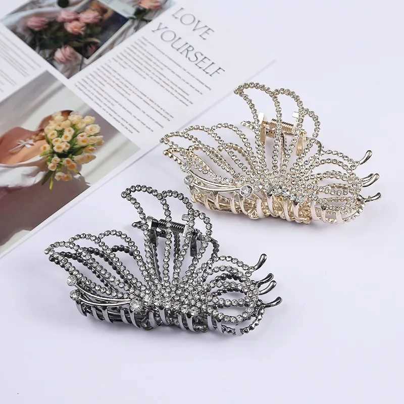 Crystal Pearl Accessories Classic Hair Clip Butterfly Shape Hair Decor Accessories Gifts Shiny Rhinestone Butterfly Hair Claw Z250729