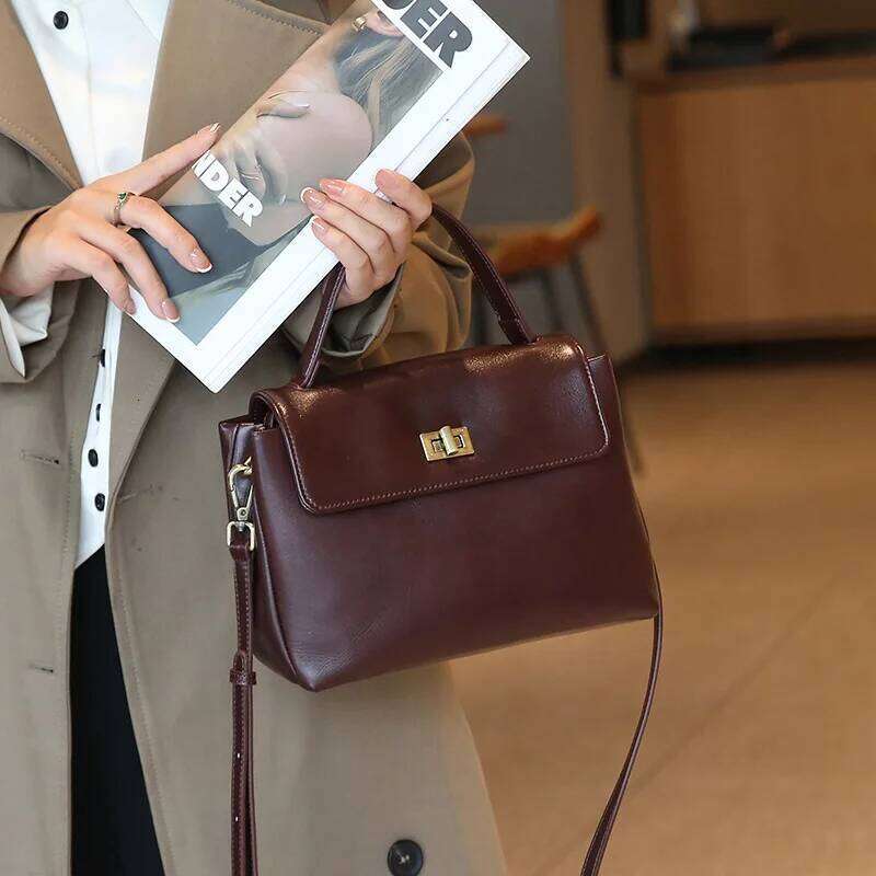 2025 high quality geniune leather Square vintage women handbag commuter top-handle shoulder crossbody Bag small purse