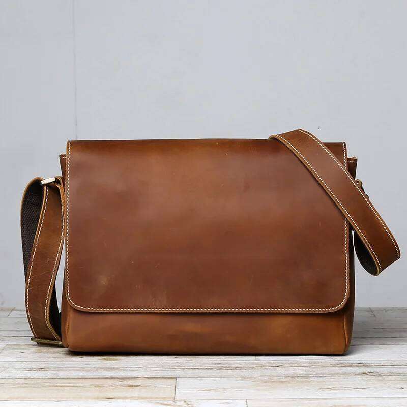 Retro Mad Horse Men's Foreskin Layer Cowhide Single Shoulder Crossbody Leather Horizontal Handmade Messenger Bag