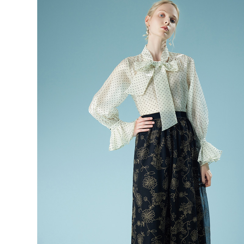 Summer New Women's Clothing French light luxury All-Match Tops Trumpet Sleeves Polka Dot Lace-Up Shirts for Women 6112305