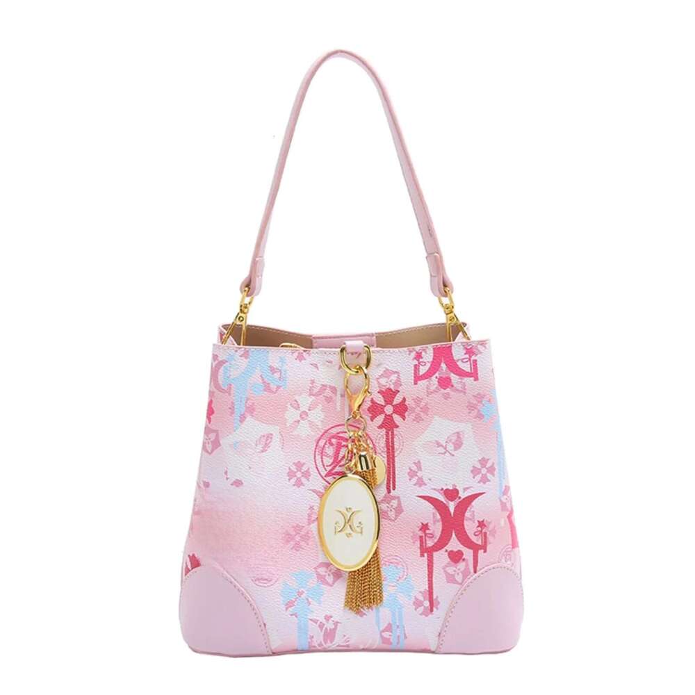 Designer Luxury Sweet Bucket Bag With Delicate Embroidery Printing Pendant Women New Fashion And Versatile Handbag For Banquet