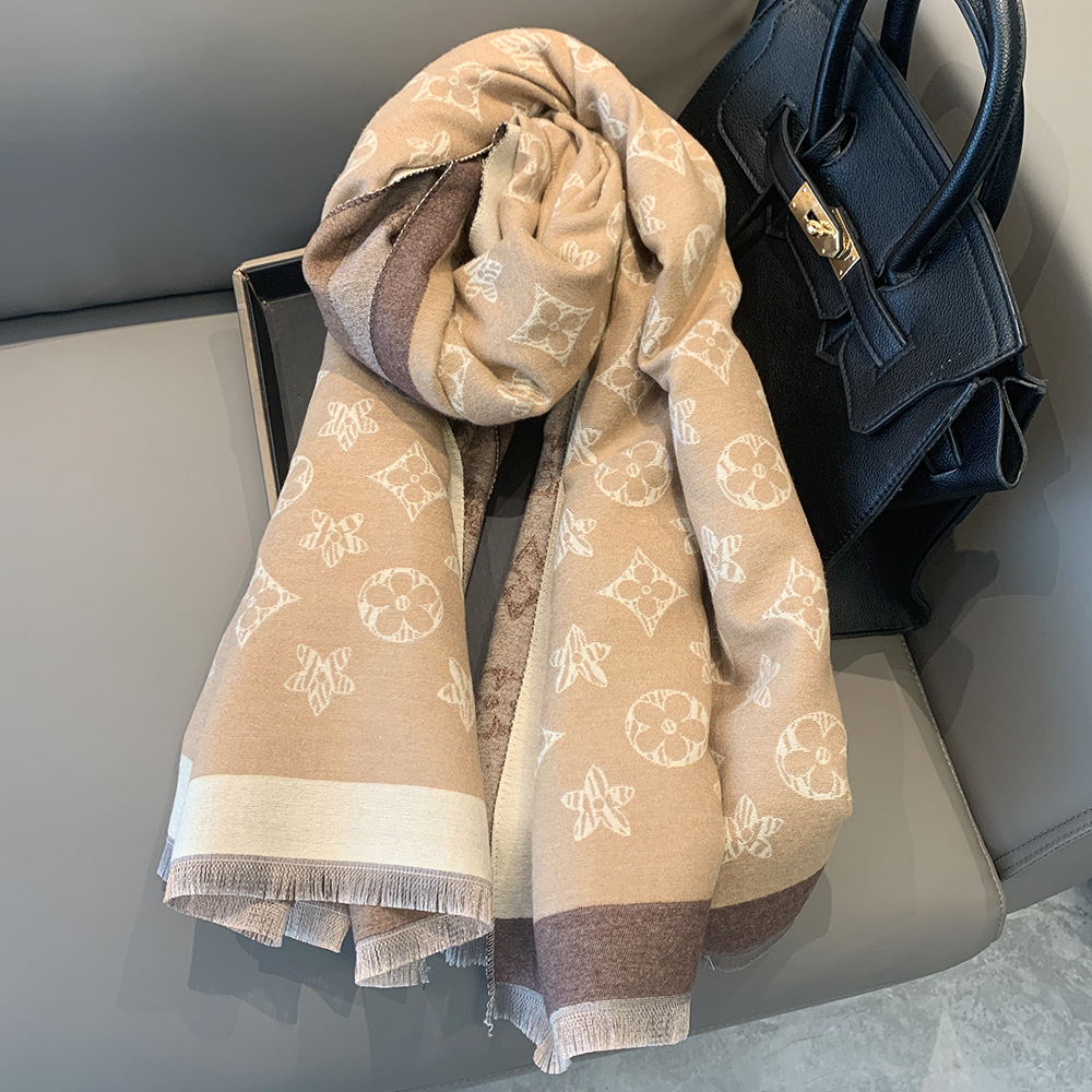 Long-flowered shawl dual-use female autumn and winter warm cape long and thick neck elegant 2025