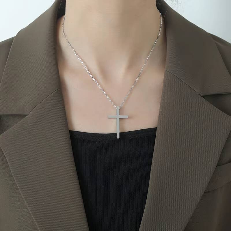 High Quality 18K Gold Plated Stainless Steel Cross Pendant Necklace Dainty Trendy Style for Women Men for Wedding Occasions