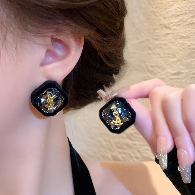 Small fragrance style letter flocks earrings female autumn and winter new earrings temperament senior sense 925 silver needle earrings tide