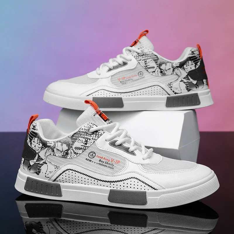 2025 Running Shoes Breathable Cfy Anime Casual Sneakers Men Skateboard Big Size Tennis Mascino Footwear M Y250728