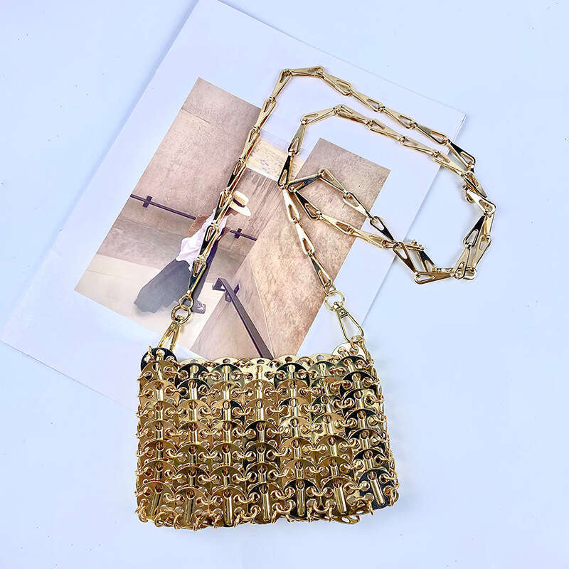 Unique Niche Design Metal Sequin Chain Handwoven Fashionable Stylish Phone Lipstick Crossbody Bag for Women