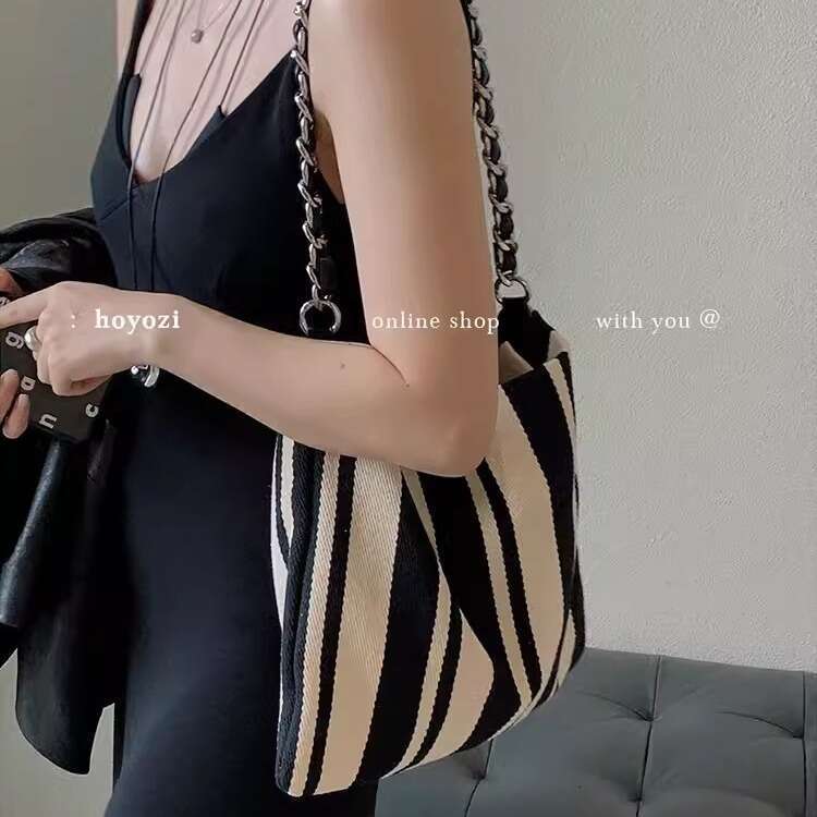 Designer Canvas Striped Tote Women's 2024 New Summer Large Capacity High-end Single Shoulder Chain Bag
