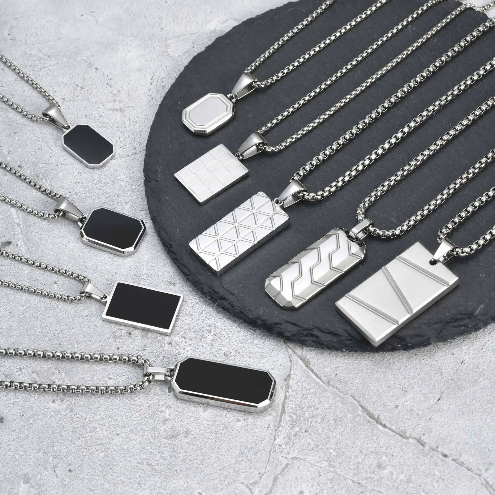 Vnox Small Dogtags Pendant Necklaces for Men BoysBlack Silver Color Stainless Steel Military Dog Tag with Box Chain Gift to Him 250729