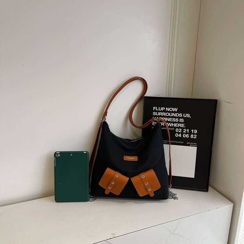 Large Capacity Medium Shoulder 2025 New Trendy Niche Designer Women's Patchwork Tote Bag