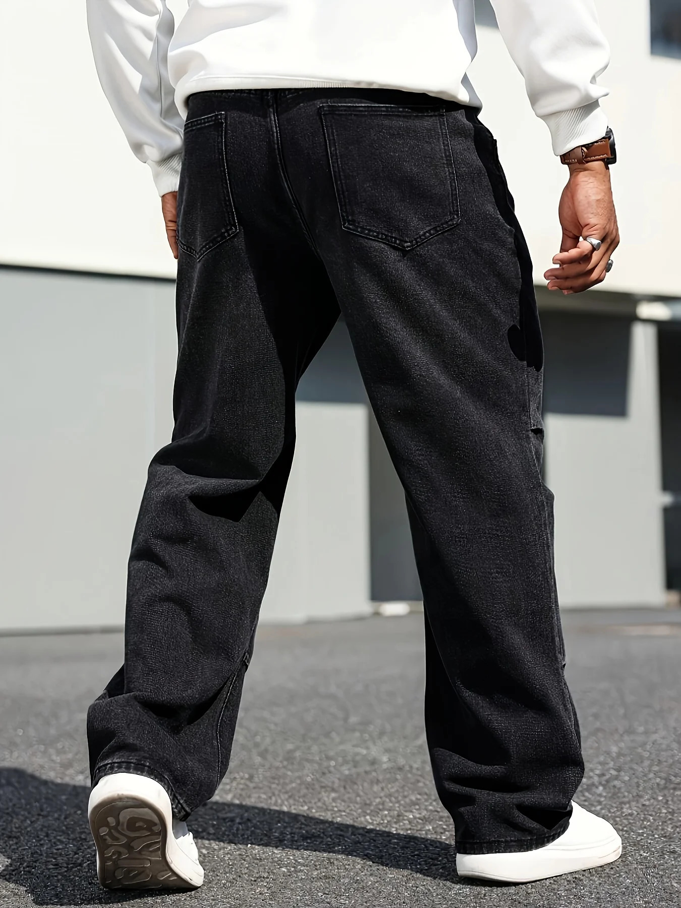 Mens Classic StraightLeg Jeans Cotton Blend Dark Blue Denim NonStretch AllSeason Wear Comfort Fit with Slant Pockets 250729