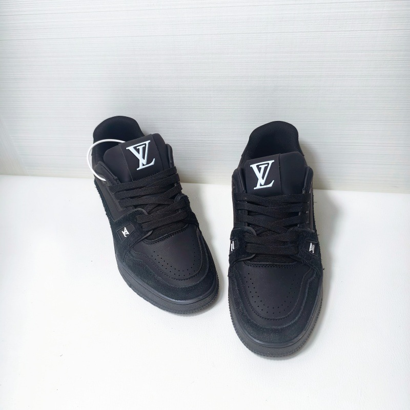 Designer Shoes 2025 New Men's and Women's light Luxury Casual Sports Lightweight anti-slip fashionable Breathable board shoes free shipping