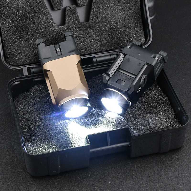 WADSN TR-7 X Mounted Light 800 Lumens Hunting Weapon Airsoft Flashlight Includes High Low Paddle Switches Fits 20mm Rail Lantern R250728