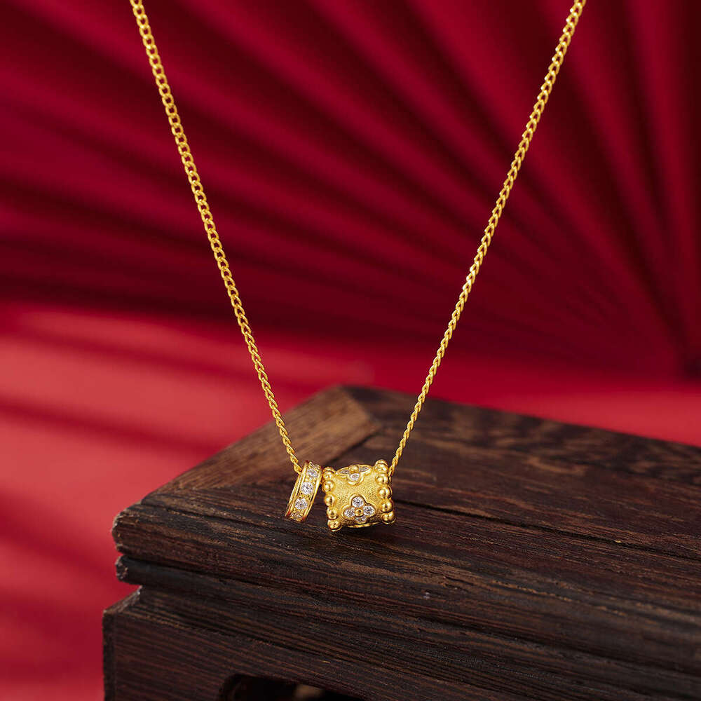 s925 Pure Sier Four-Leaf Clover Kaleidoscope Necklace for Women Fashionable Light Full Dia Small Waist Pendant Versatile Clavicle Chain