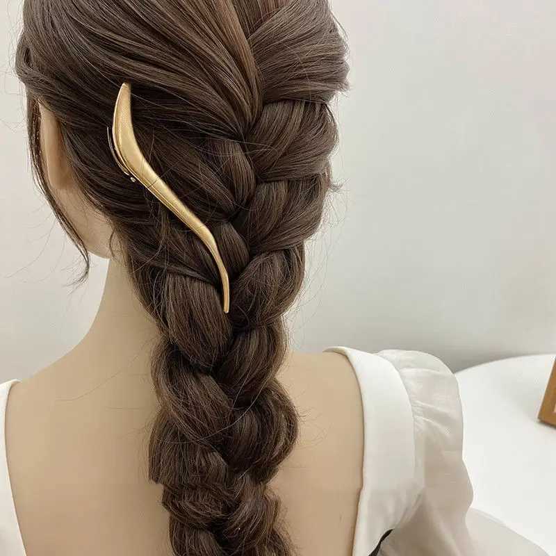 Solid Alloy Hair Claw Barrettes Metal Hairpins Crab Duckbill Hair Clips for Women Girls Bow Hair Accessories Ponytail Hair Accessories Z250729