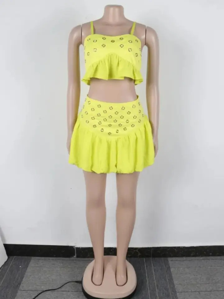 Summer White Outfits Hollow Out Crop Tank Pleated Skirt 2 Piece Set Women Ring Bead Strap Sleeveless Top Mini Suits 250729