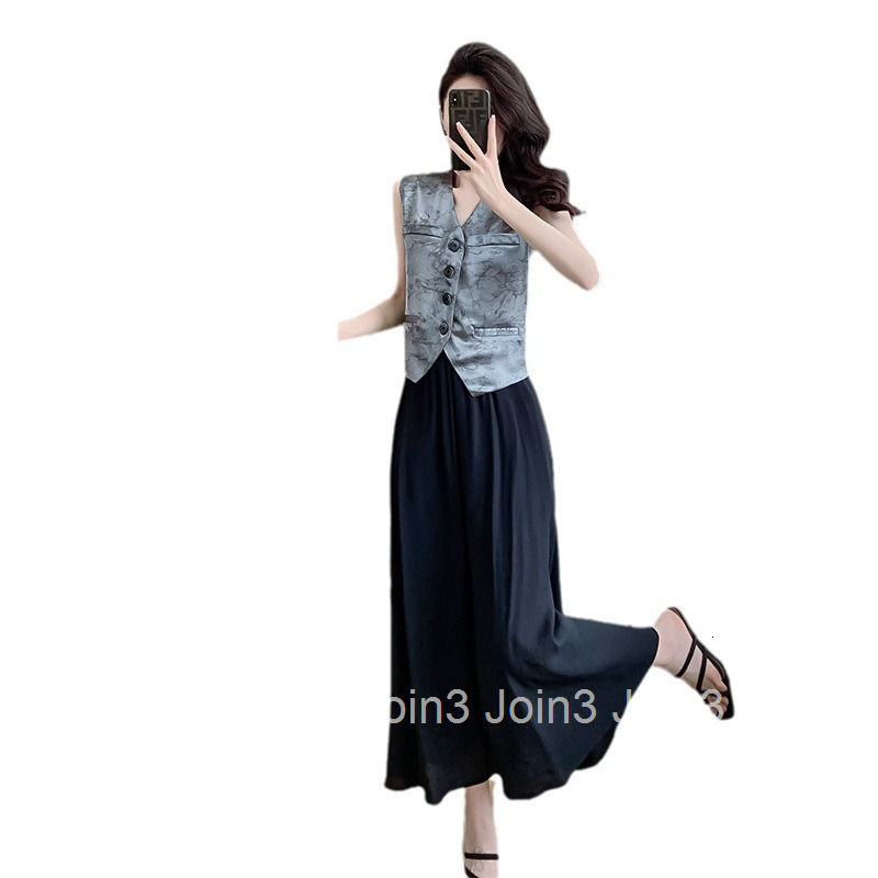 Summer New Slimming Skirt Two-Piece Set Satin Sleeveless Vest Top Half-Length Skirt Set for Women