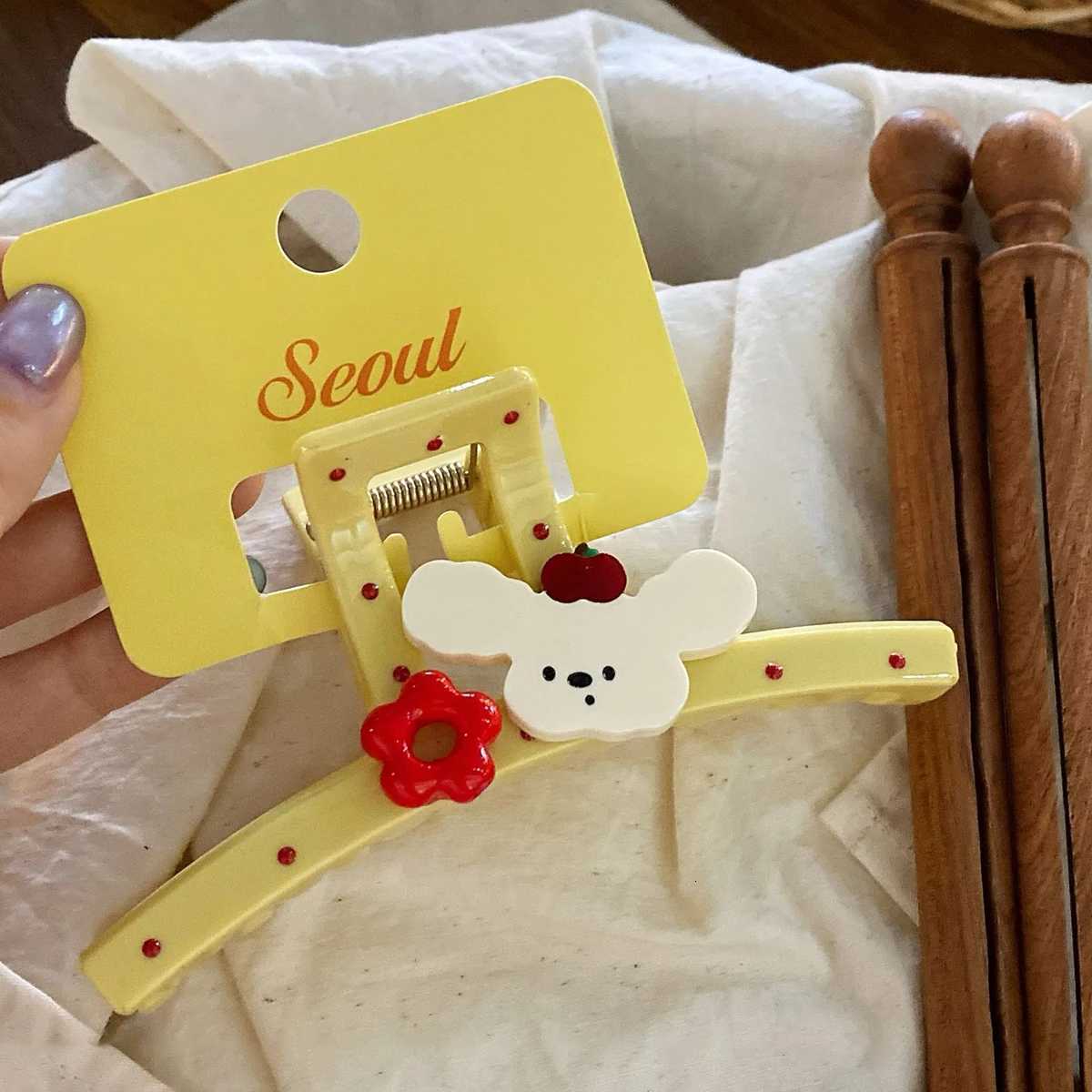 1pc Colorful Polka Dot Hairpin with Animal Puppy Design Sweet and Cute Updo Hair Clip Shark Clip Hair Accessory Z250729