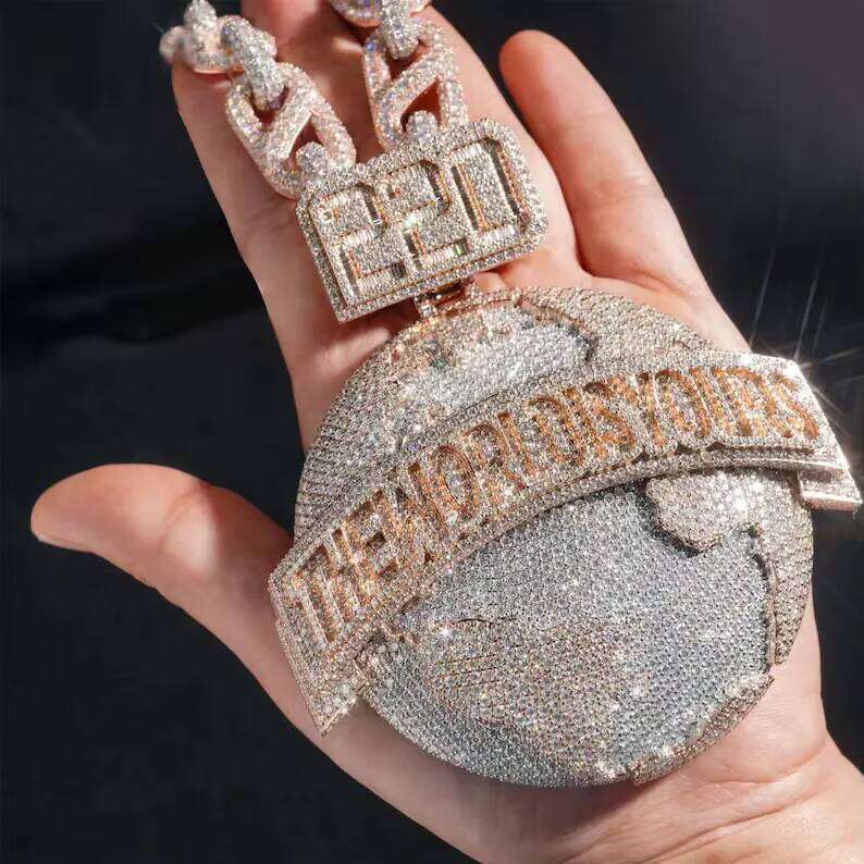 Iced Charm Moissanite Chain Hip Hop Pendant Men's Fashion Accessories