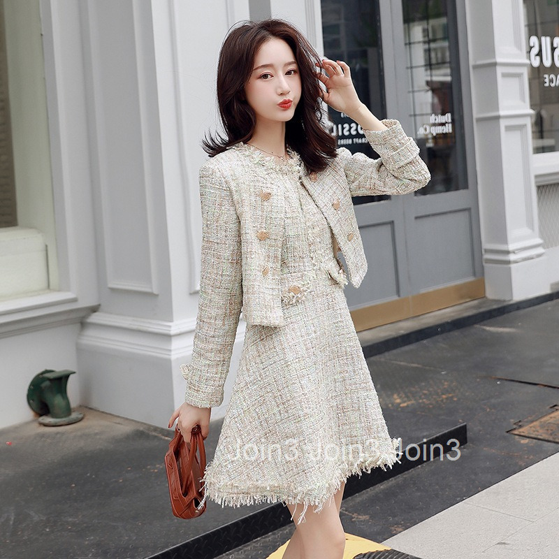 Autumn and winter celebrities fashion temperament fried street small fragrant milk suit womens Woolen short coat vest dress two dates