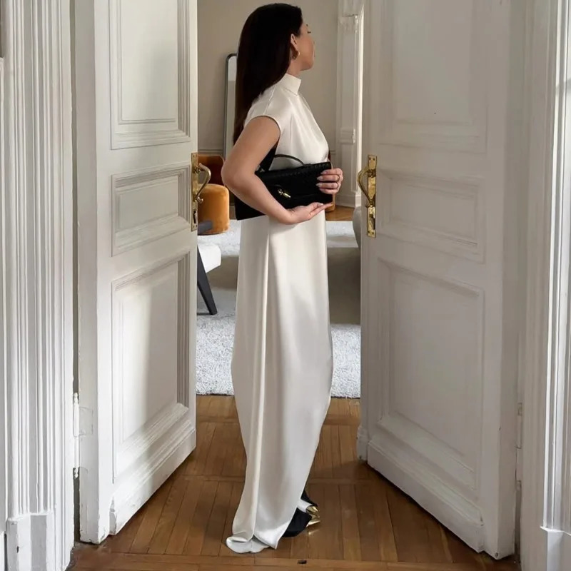 Tuularose Women Backless TShirt Vest Summer Sleeveless Fashion Slim Top Streetwear Solid Sexy Irregular Tank Female 250729