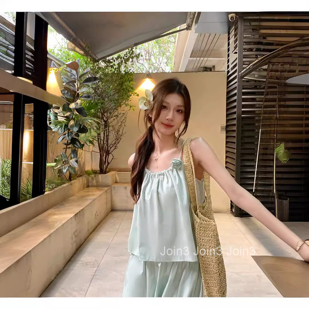 Summer New Fresh High-Waisted Long Skirt Two-Piece Set Sweet Floral Strap Top Half-Length Skirt Outfit for Women