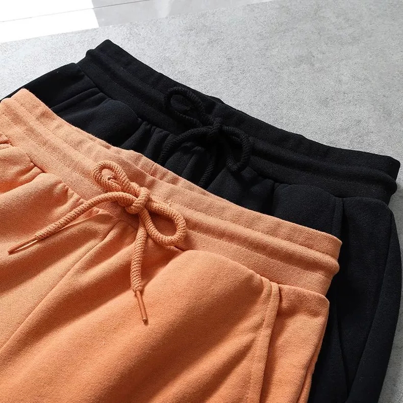 Men's Nylon Spandex Shorts for Casual Sports with Moisture-Wicking Fabric