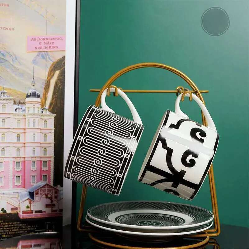 High-Quality Trendy H Home Bone Porcelain European Small Afternoon Tea Set Exquisite Coffee Cup Plate