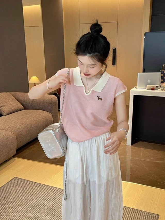 2025 Blue Ice Silk Collar Women's T-shirt Summer Regular Shoulder Color blocked Embroidered Short Sleeve Knitted V-neck Short Top New Designer T-