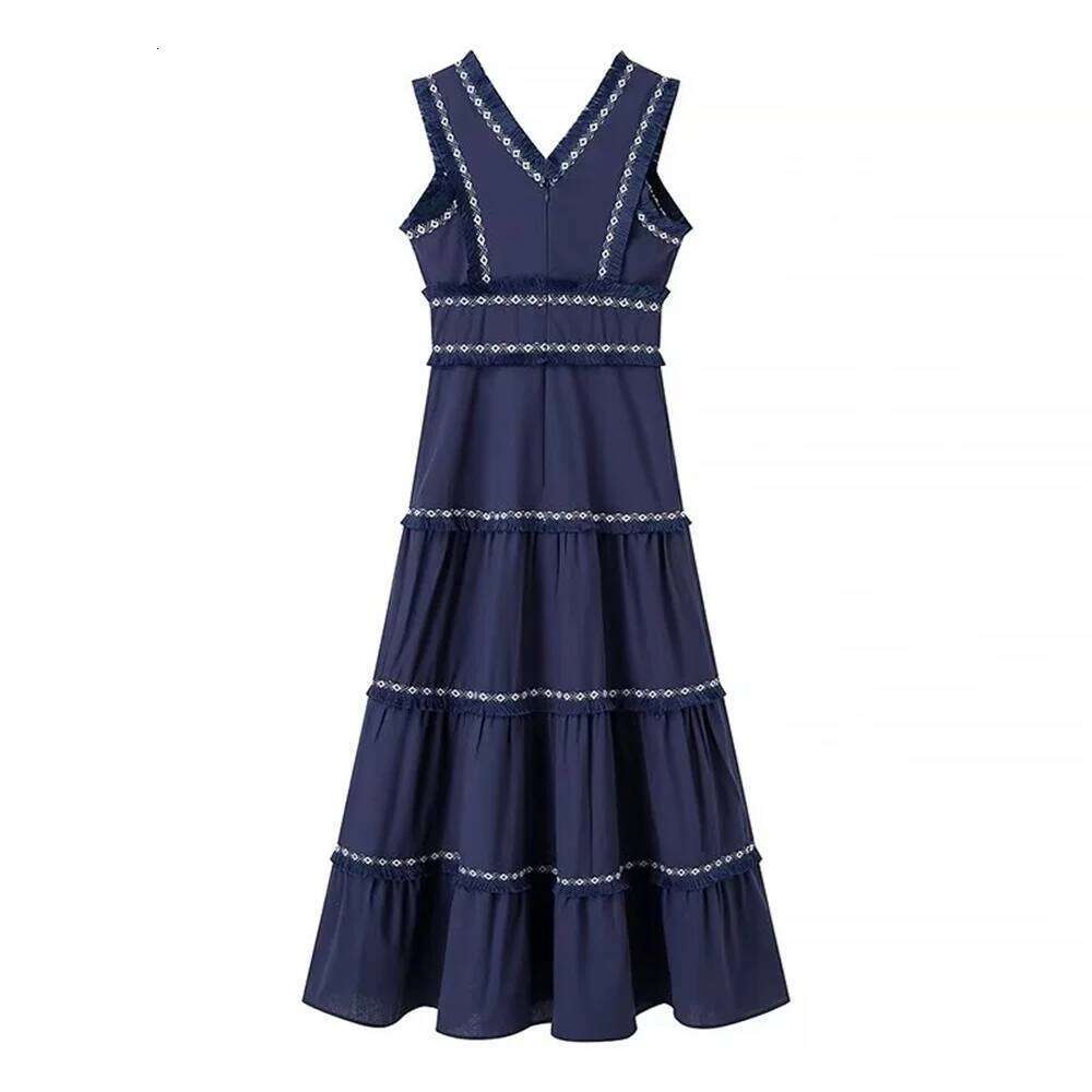 PB&ZA Summer New Product: Casual Women's Fashion V-neck Sleeveless Waist Collection with Tassel Decoration Dress