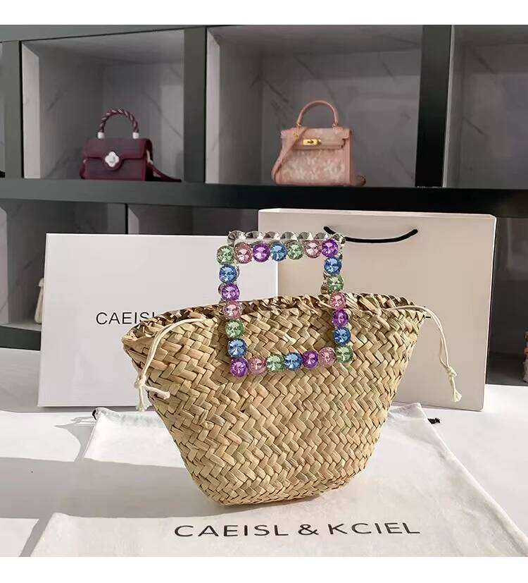 Summer Straw Woven Handmade Handbag Women Bucket Crystal Shiny Rhinestone Dia Tote Female Holiday Vacation Beach Bag