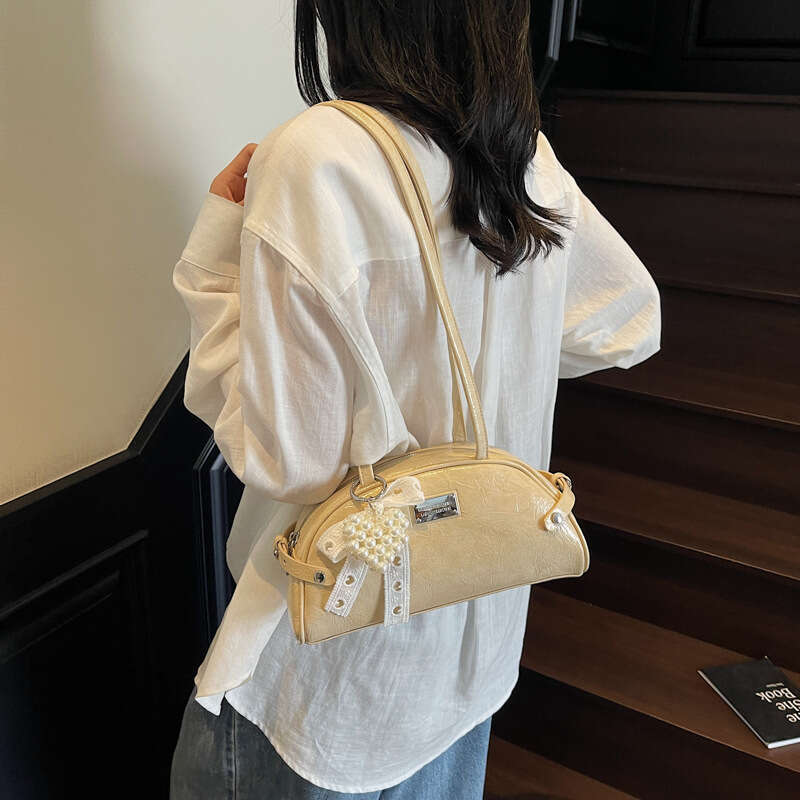 Korean Style Shell 2025 New Niche Designer Fashion Trend Underarm Super Popular Shoulder Bag