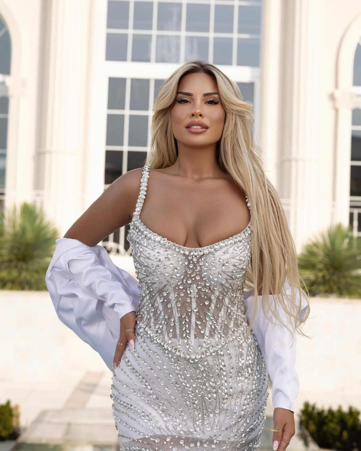 Gorgeous Mermaid Wedding Dress Scoop Neck Spaghetti Straps Wrap Bridal Gowns Crystal See Through Sweep Train Dresses Custom Made vestidos de novia