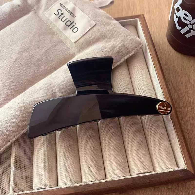 Elegant Solid Geometric Hair Claw for Women Girls Long Thick Hair Holder Claw Clip Hair Clip Hairpin Fashion Hair Accessories Z250729
