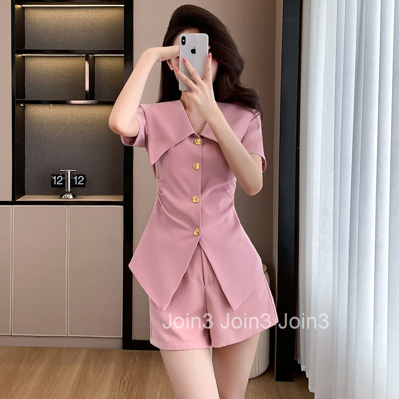 Summer French Fashion Two-Piece Design Large Lapel Waist-Cinching Ruched Short Sleeve Top Wide-Leg Shorts Set for Women