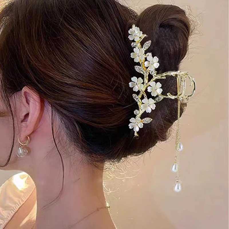 Pearl Flower Tassel Hair Claw for Women Cute Sweet Hair Clip Girls Fashion Elegance Headdress Korean Exquisite Hair Accessories Z250729