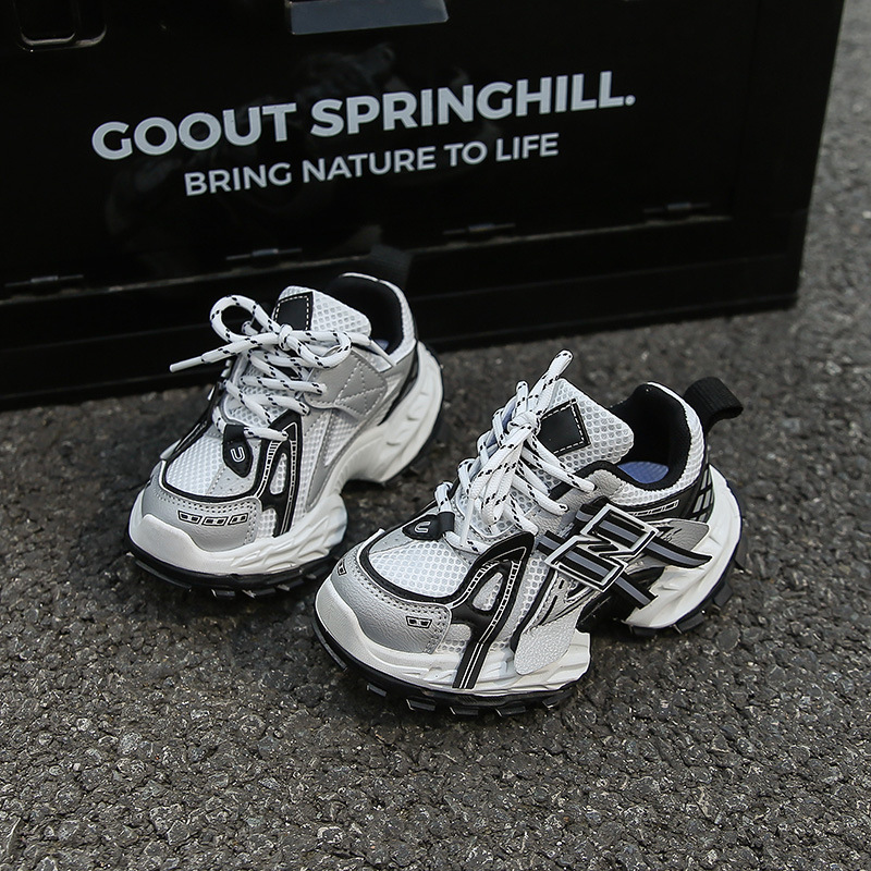 Spring 2025 New Children's Sports Shoes, suitable for medium and older children Breathable running shoes for boys trendy Korean-style chunky shoe
