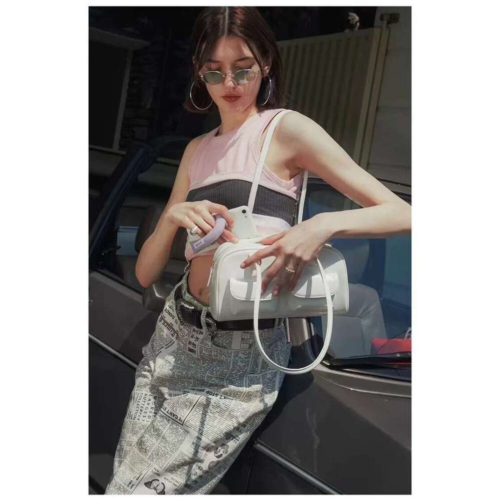 Yunzhen Same Style for Women 2025 Autumn Winter New Korean Ins Large Capacity Bowling Ball Handbag Shoulder Bag